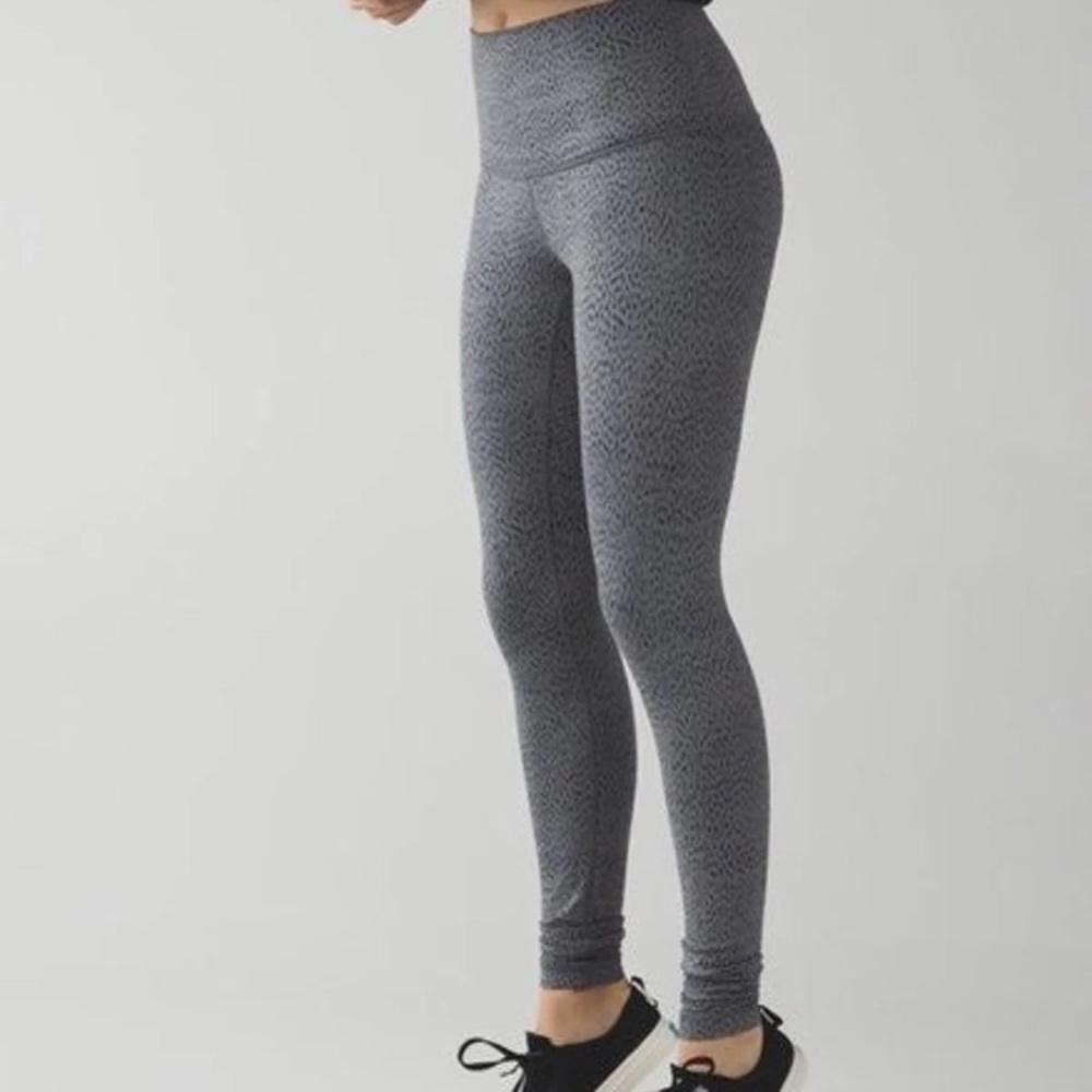 Lululemon Gray Spotted Wunder Under Leggings